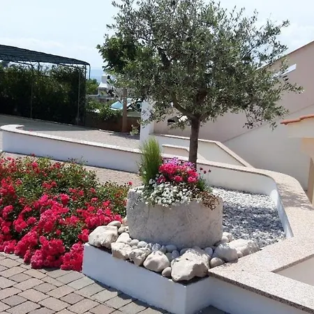 Manzoni Apartment Punat